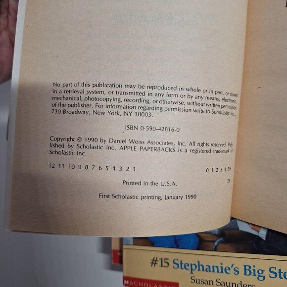 7 Sleepover Friends Book Lot Susan Saunders #s 3 4 6 7 15 20 28 Vintage READ - Picture 5 of 7